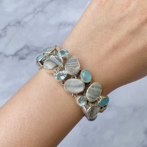 Oasis Glow: Desert Druzy Gems